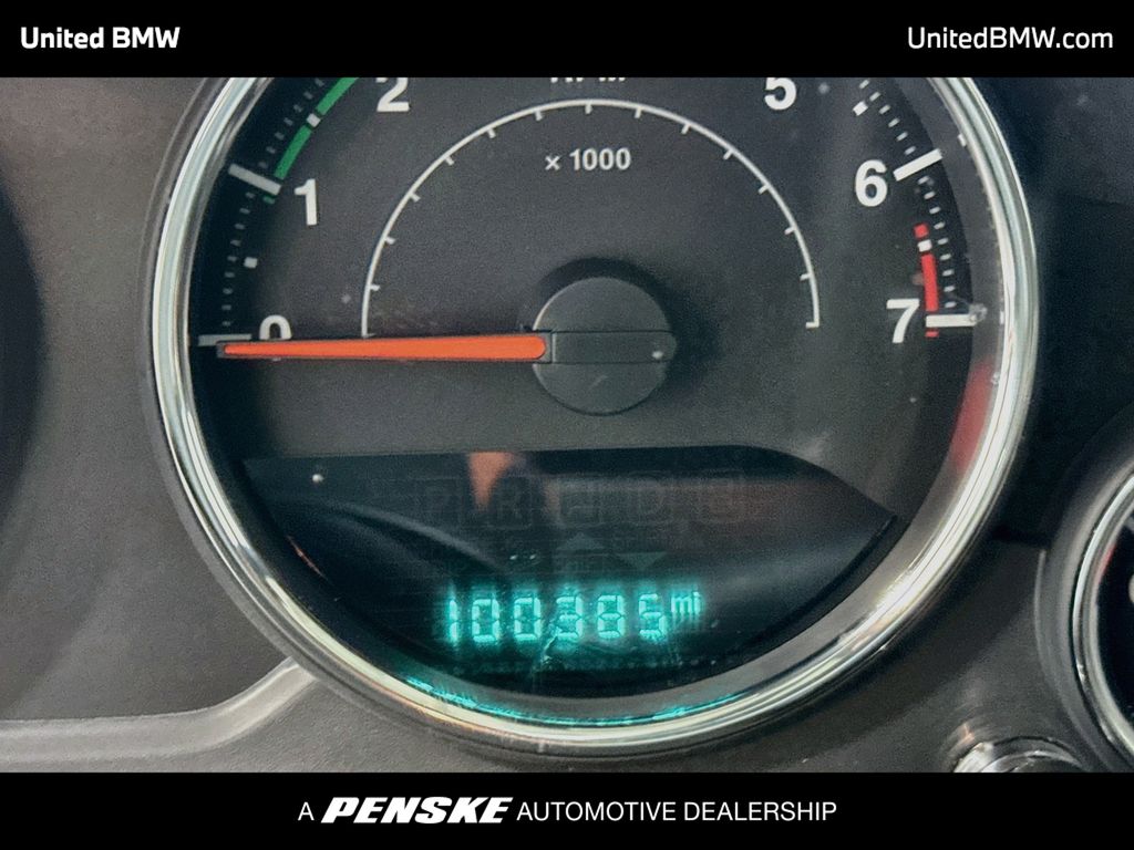 Thumbnail: 2017 Jeep Wrangler - 14