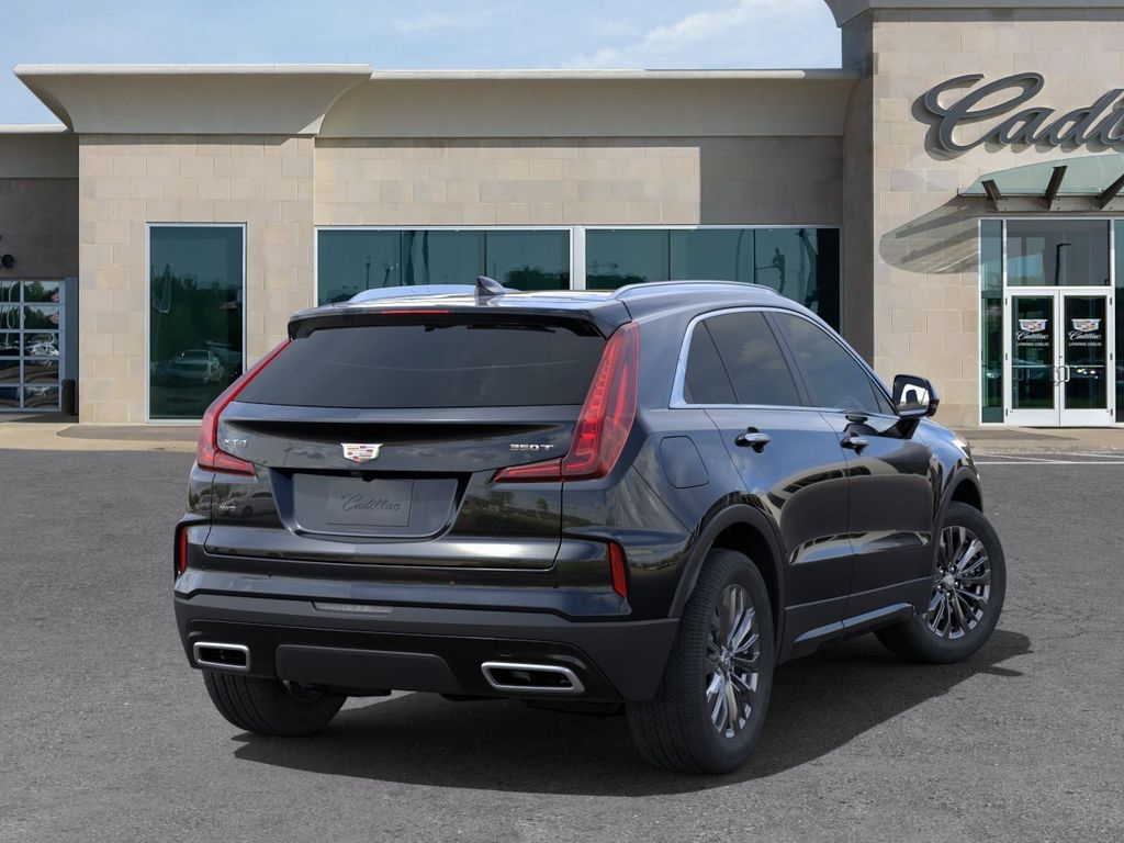 2024 Cadillac XT4 Premium Luxury 4