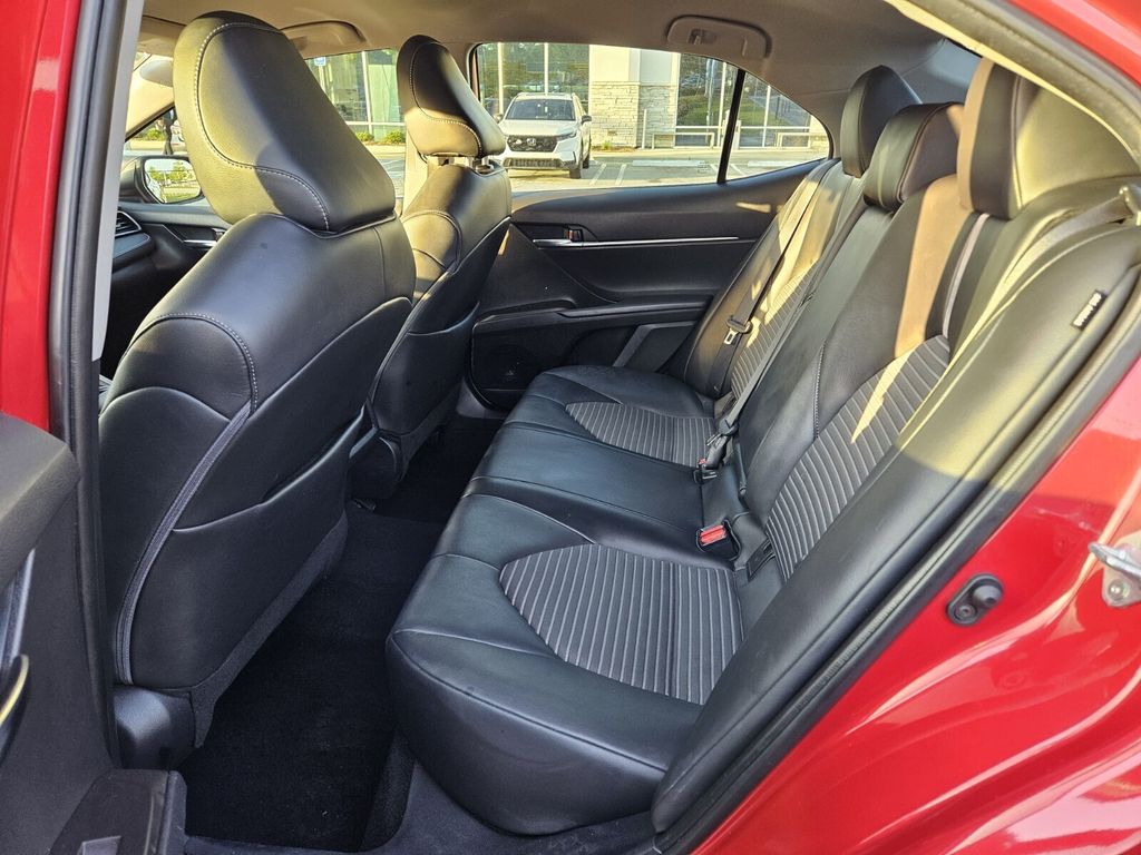 2023 Toyota Camry SE FWD Sedan