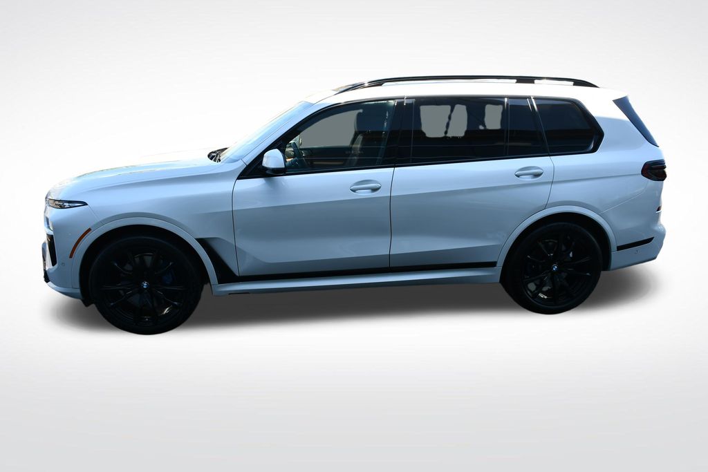 Thumbnail: 2025 BMW X7 - 2