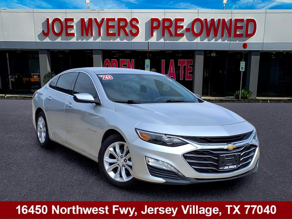 2020 Chevrolet Malibu LT Silver at Legacy Ford
