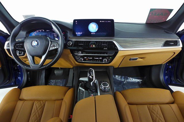 2022 BMW 5 Series 530e iPerformance 24