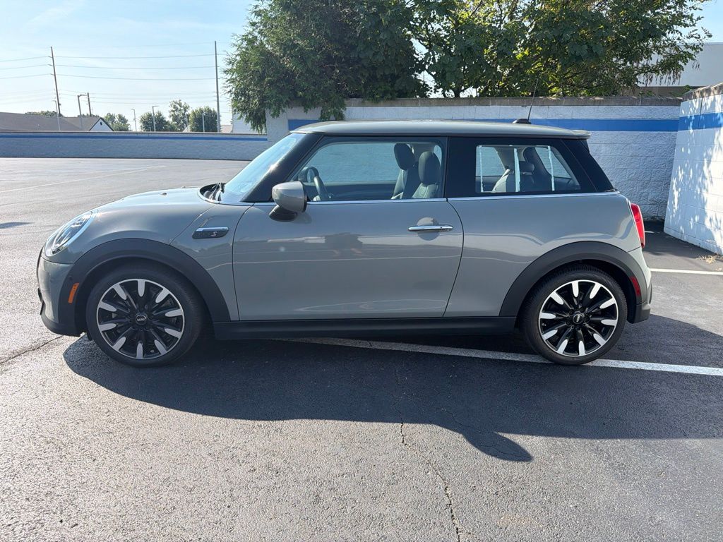 Thumbnail: 2023 MINI Cooper - 2