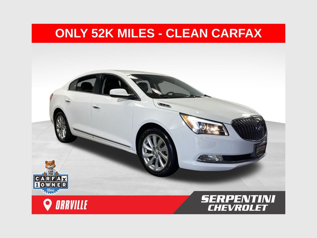 Summit White 2016 Buick LaCrosse Sedan Front-Wheel Drive 6-Speed Automatic Overdrive