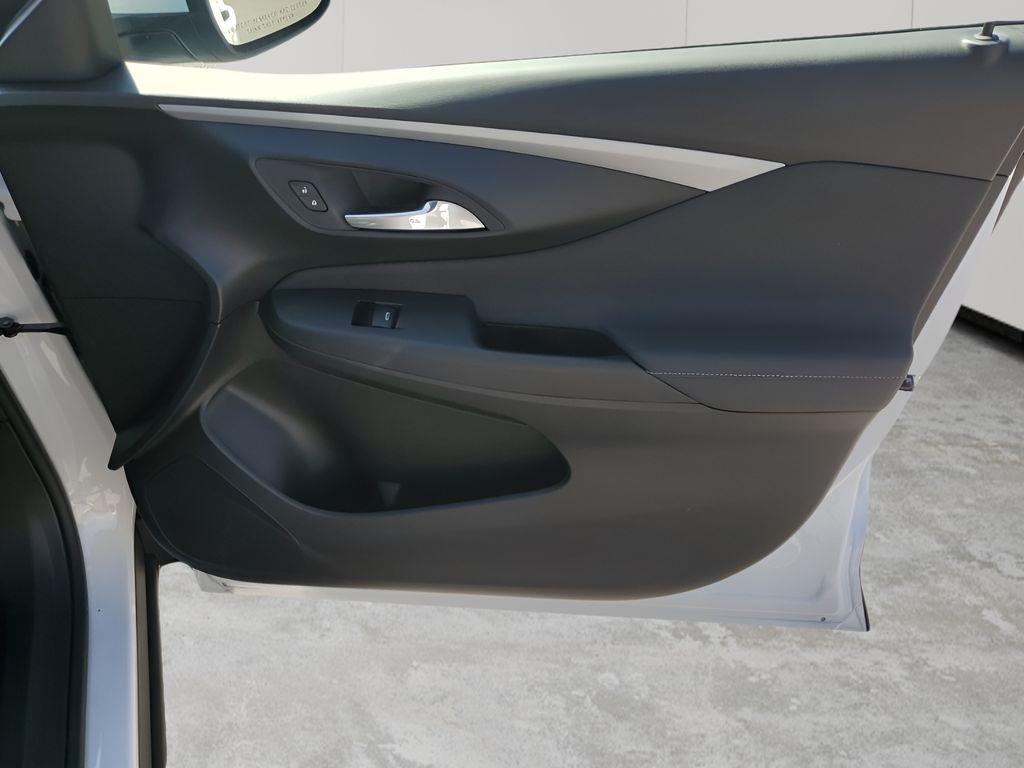 New Car 2025 Buick Envista  Preferred For Sale In Austin, Texas