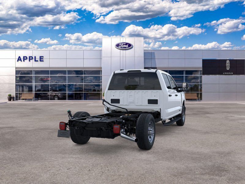2026 Ford F-350 Chassis XL