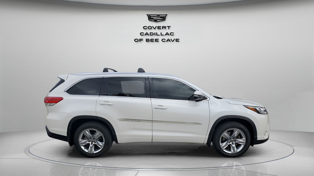 Used Car 2017 Toyota Highlander  Limited For Sale Under $25,000 In Austin, Texas