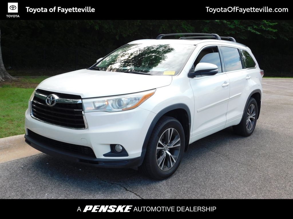 Thumbnail: 2016 Toyota Highlander - 1