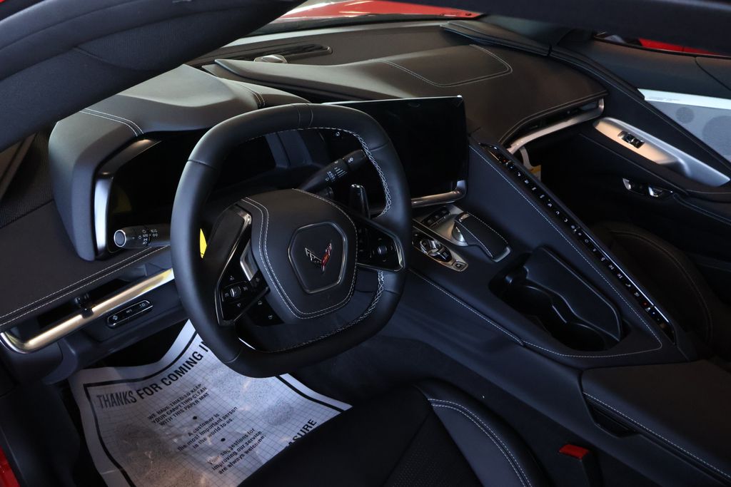 2025 Chevrolet Corvette Stingray 12