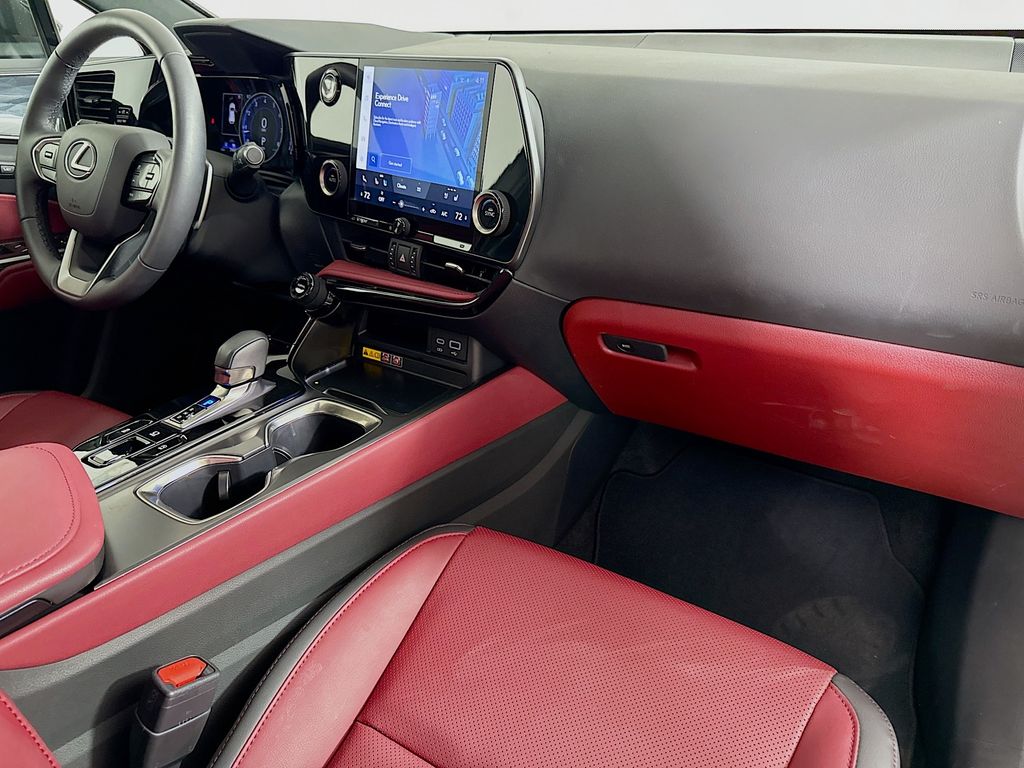 2025 Lexus NX 250 29