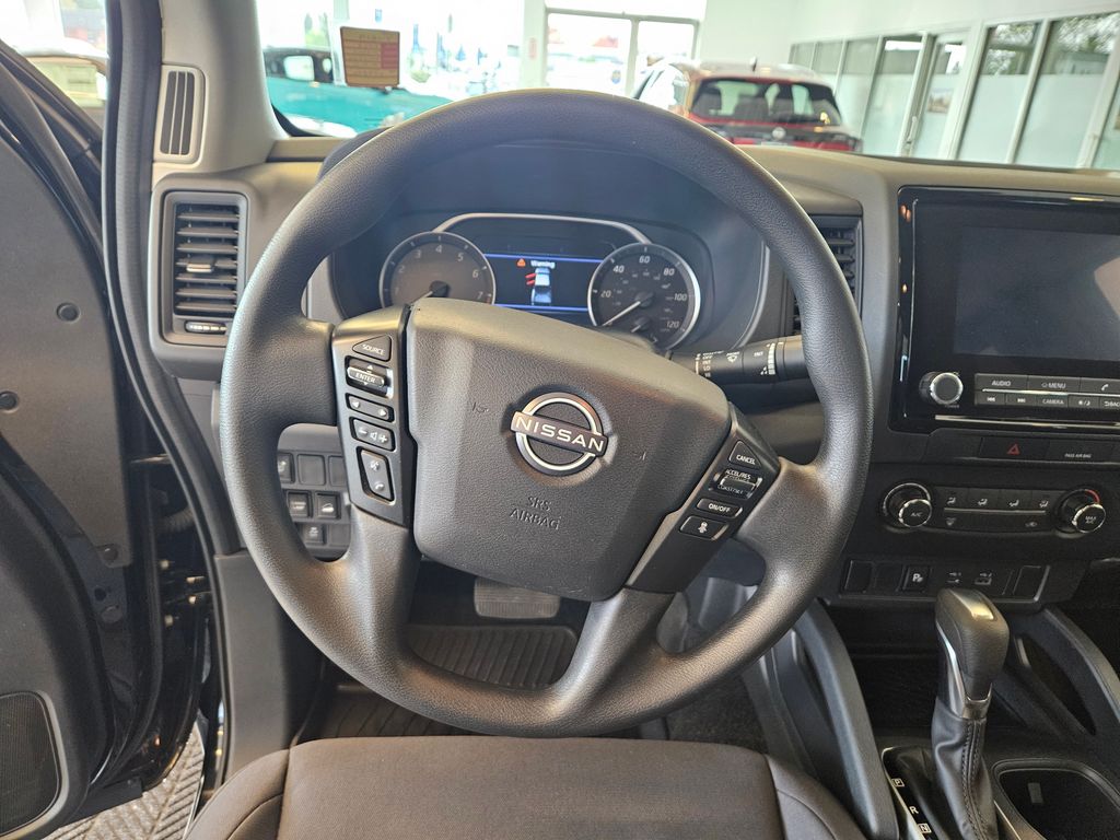 2022 Nissan Frontier S