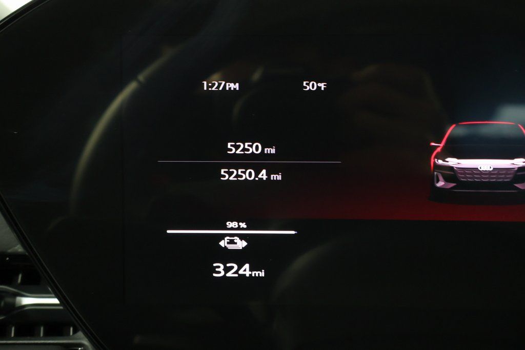 Thumbnail: 2025 Audi e-tron S - 17