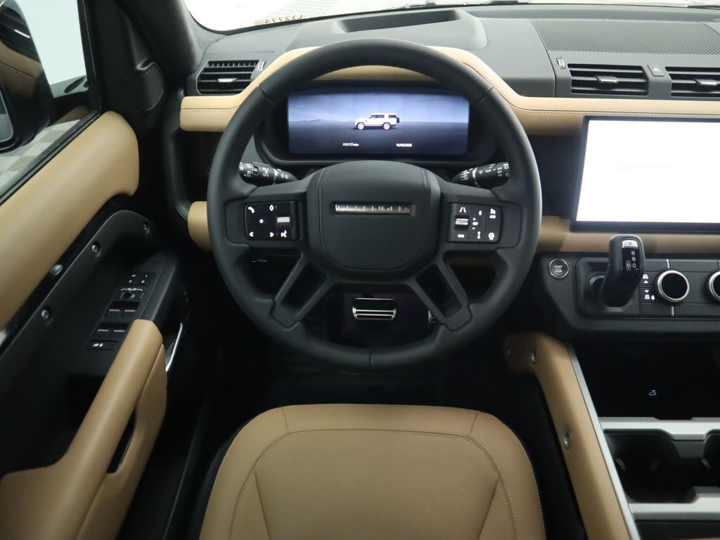 Thumbnail: 2025 Land Rover Defender - 10