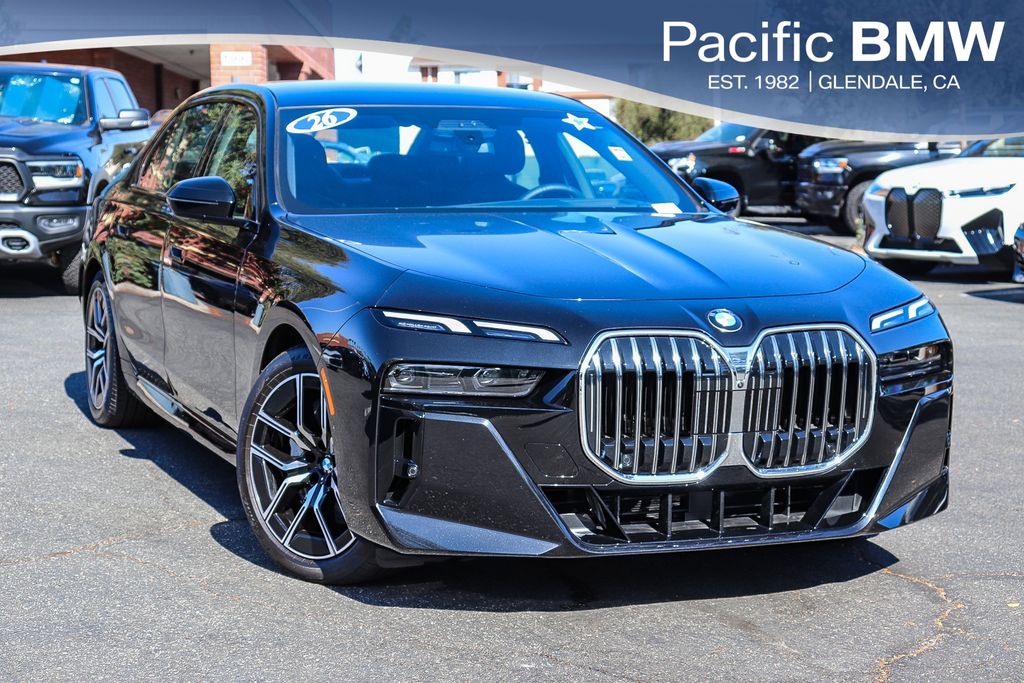 2026 BMW 7 Series 740i RWD