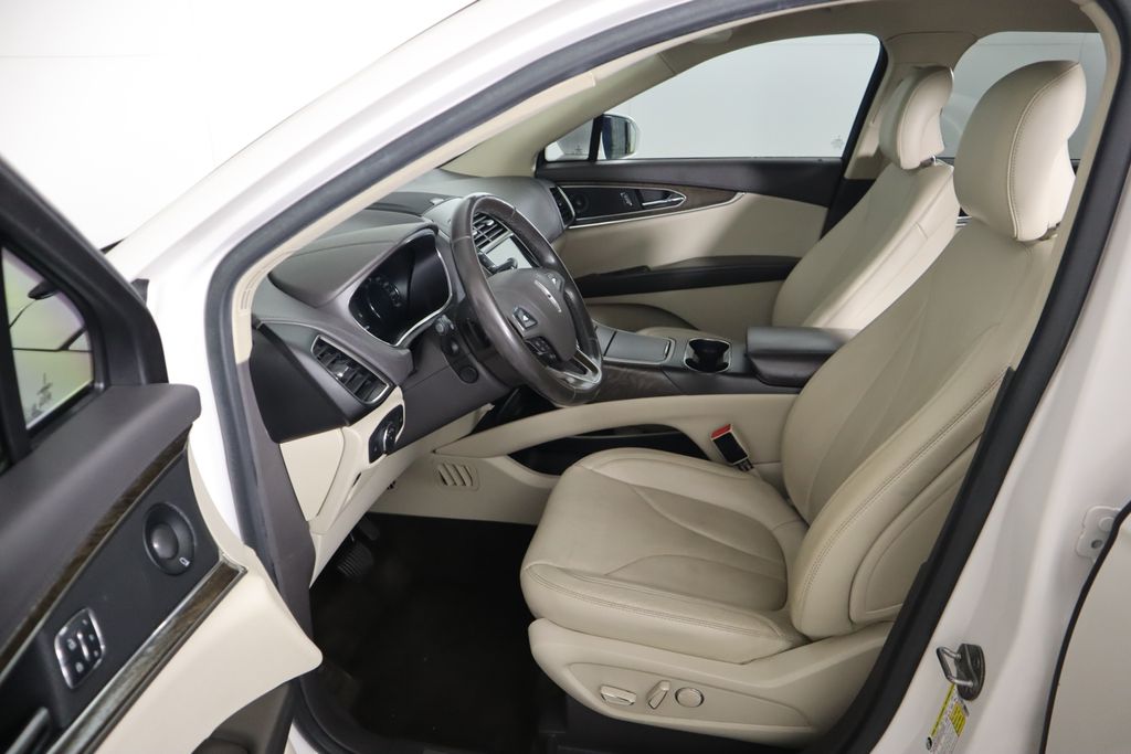 2016 Lincoln MKX Reserve 19