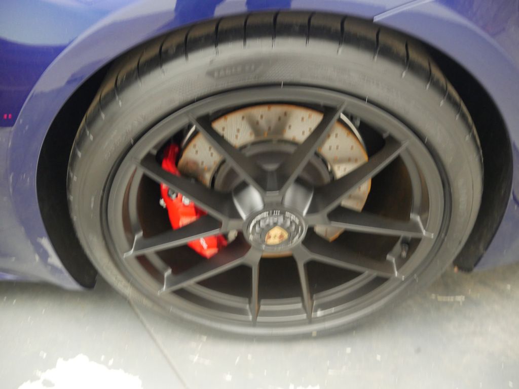 Thumbnail: 2026 Porsche 911 - 15