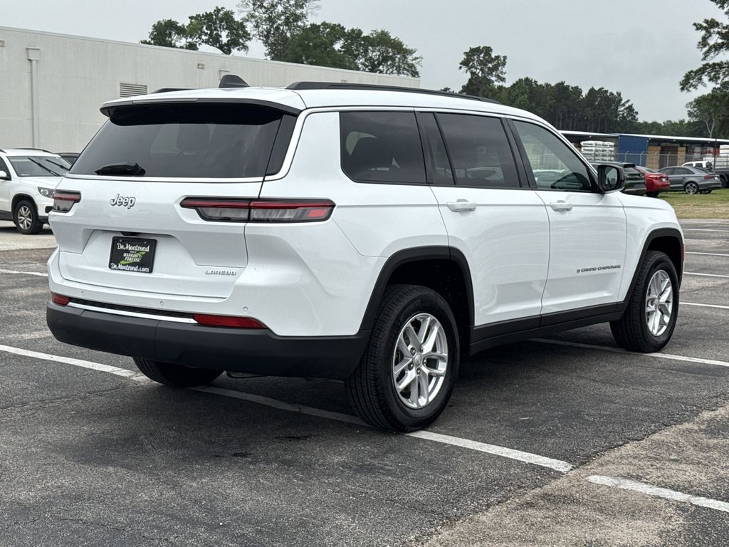 2025 Jeep Grand Cherokee L Laredo White at Classic Elite Chevrolet Sugar Land