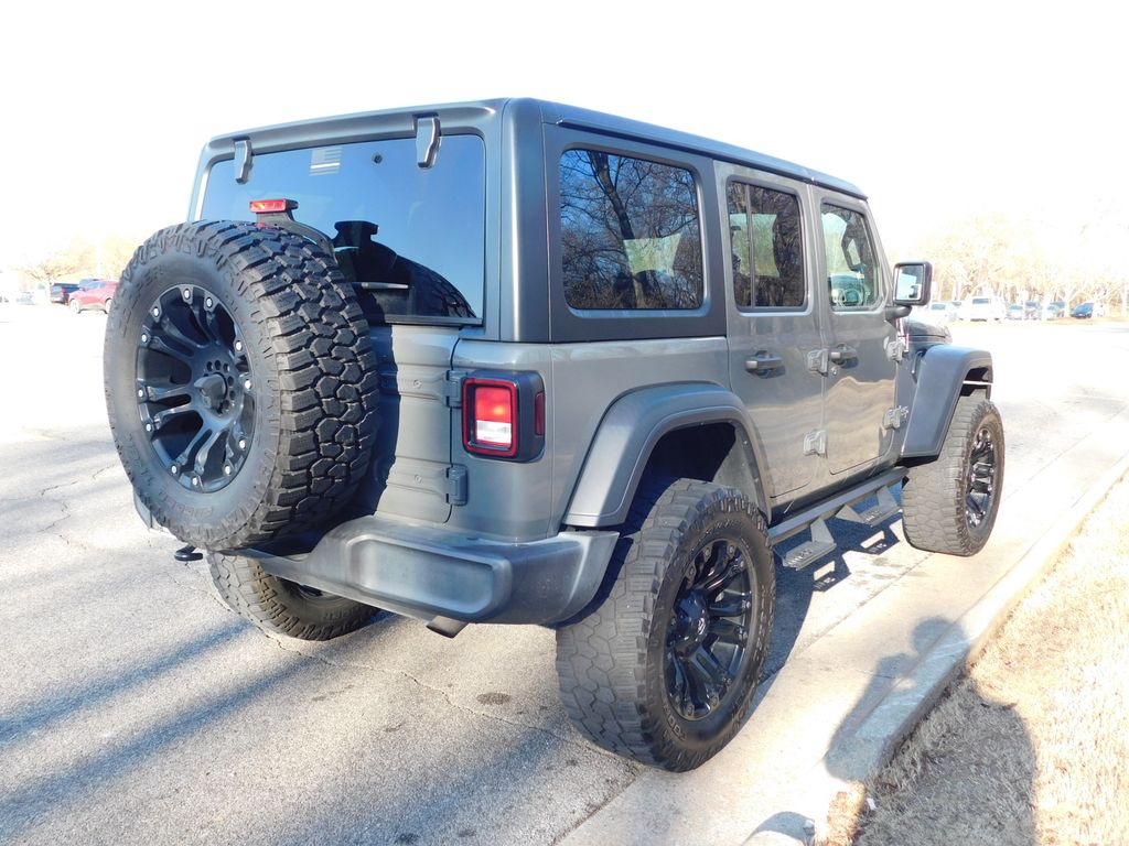 Thumbnail: 2018 Jeep Wrangler - 4