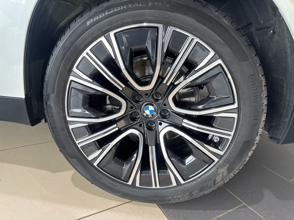 Thumbnail: 2026 BMW X3 - 11