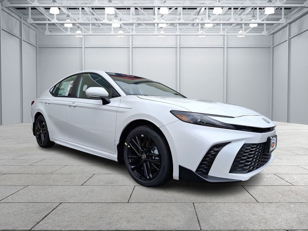 2025 Toyota Camry SE 2