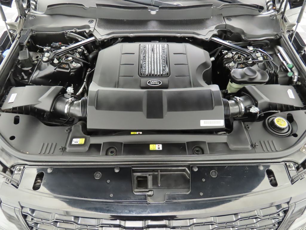 Thumbnail: 2020 Land Rover Range Rover - 29