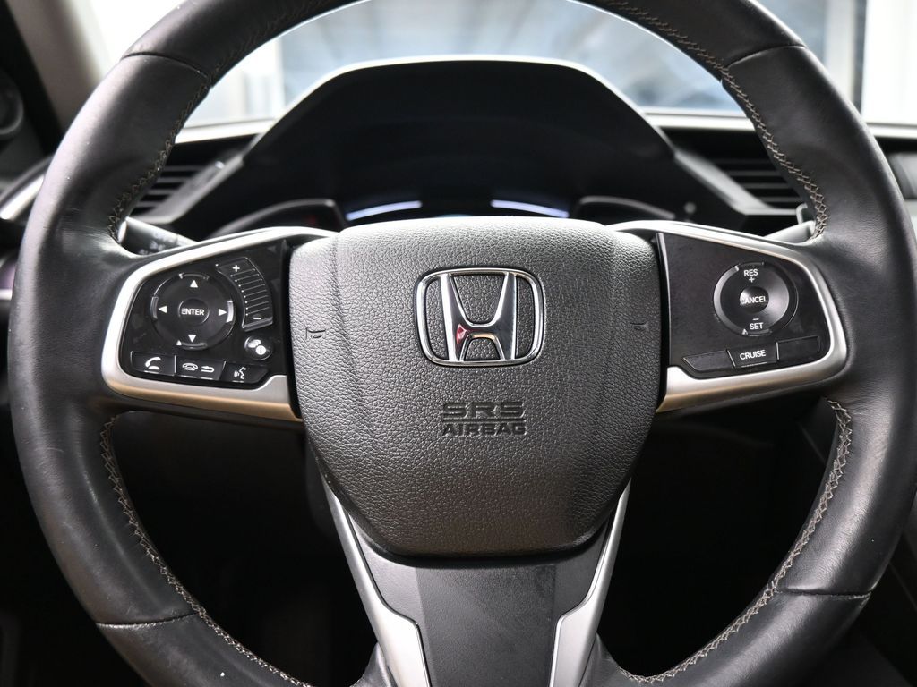 Used 2018 Silver Metallic Honda EX-T image 18