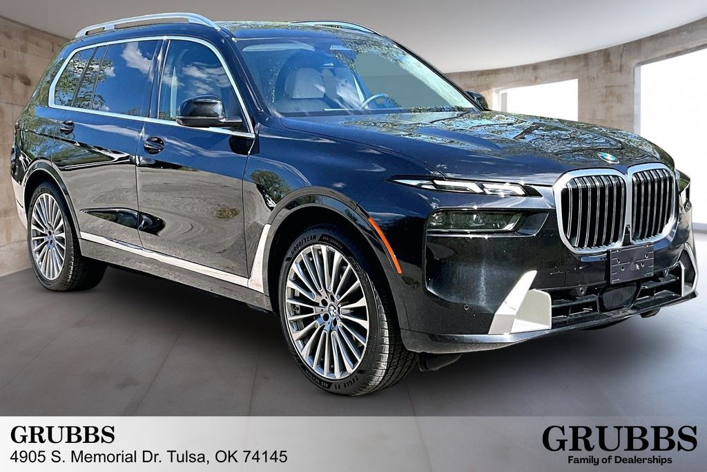 2025 BMW X7 xDrive40i AWD