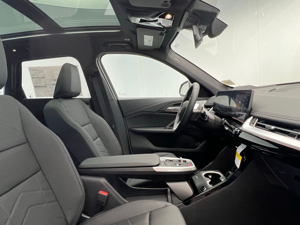 2025 BMW X1 xDrive28i 7
