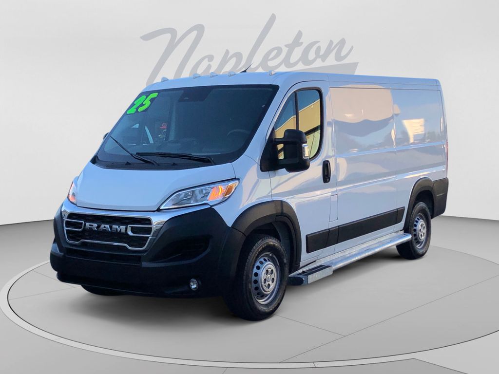 Bright White Clearcoat 2025 RAM ProMaster Van Front-Wheel Drive 9-Speed Automatic