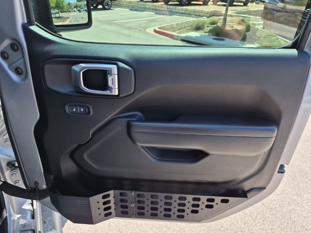 Used Car 2021 Jeep Gladiator  Rubicon For Sale Under $35,000 In Austin, Texas