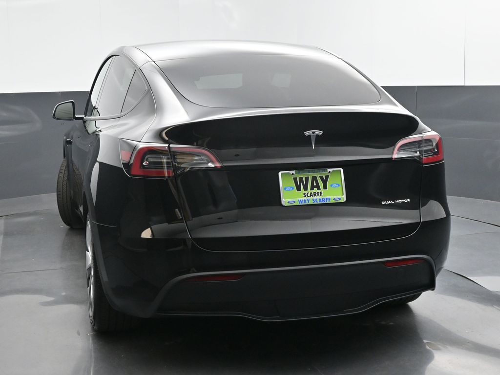 2025 Tesla Model Y Long Range Dual Motor All-Wheel Drive