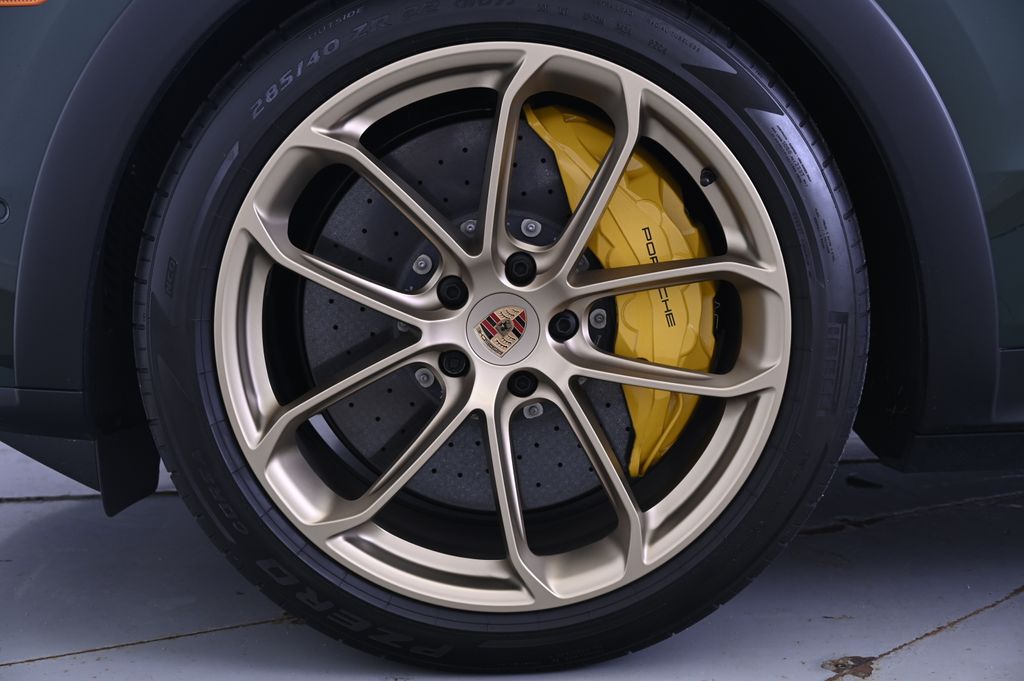 Thumbnail: 2025 Porsche  - 11