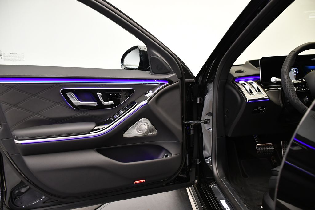 Thumbnail: 2026 Mercedes-Benz S-Class - 32