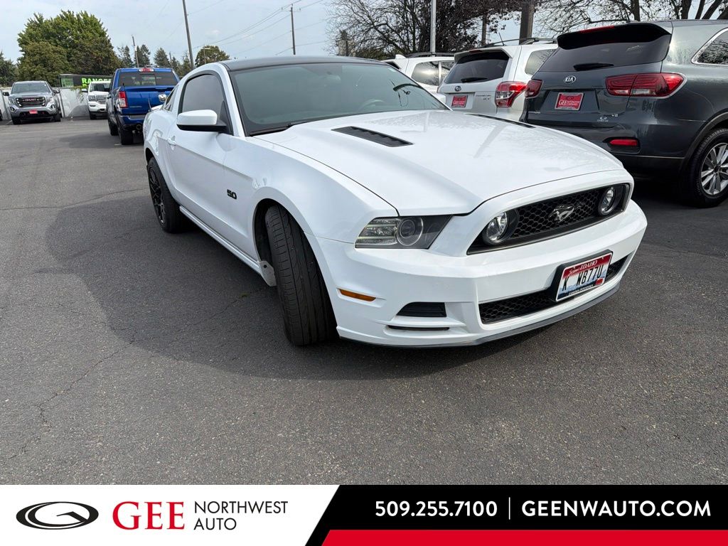2014 Ford Mustang GT Coupe RWD