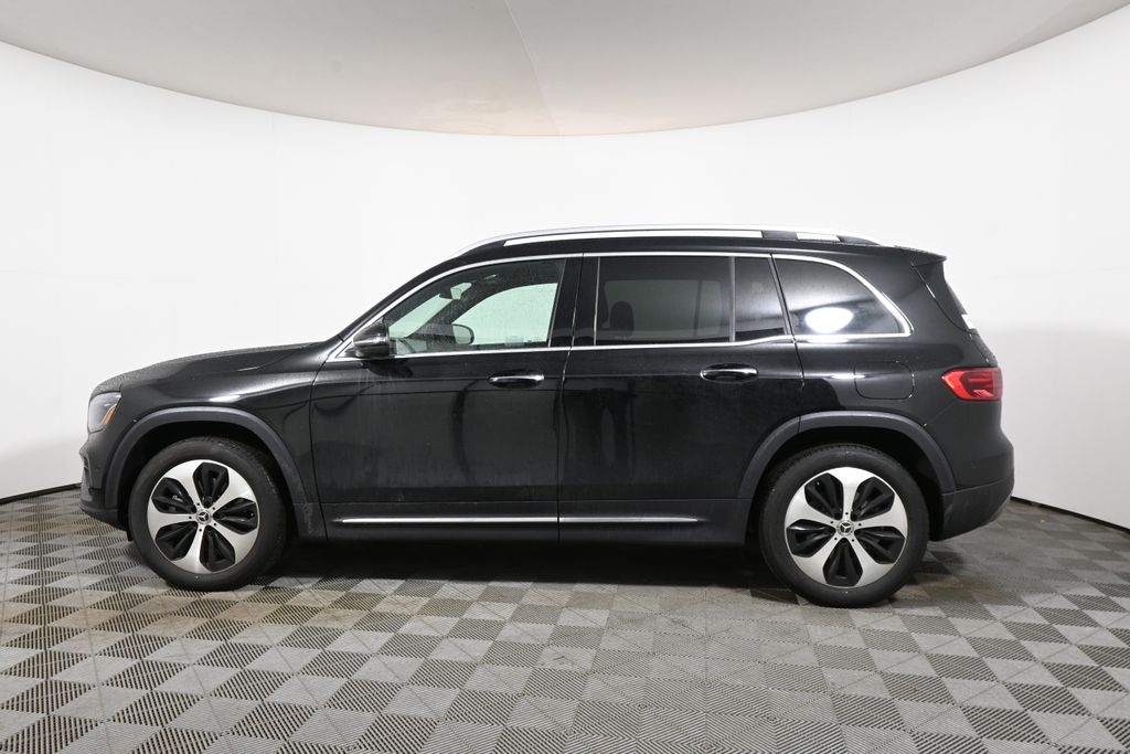 Thumbnail: 2026 Mercedes-Benz GLB - 2