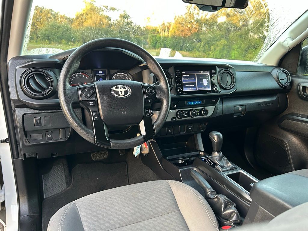 Thumbnail: 2021 Toyota Tacoma - 12