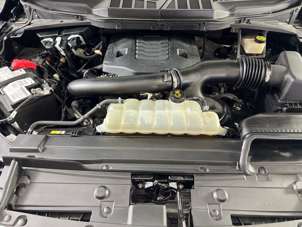 Used 2022 Blue Ford XLT image 30