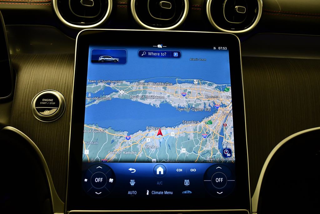 Thumbnail: 2025 Mercedes-Benz GLC - 27