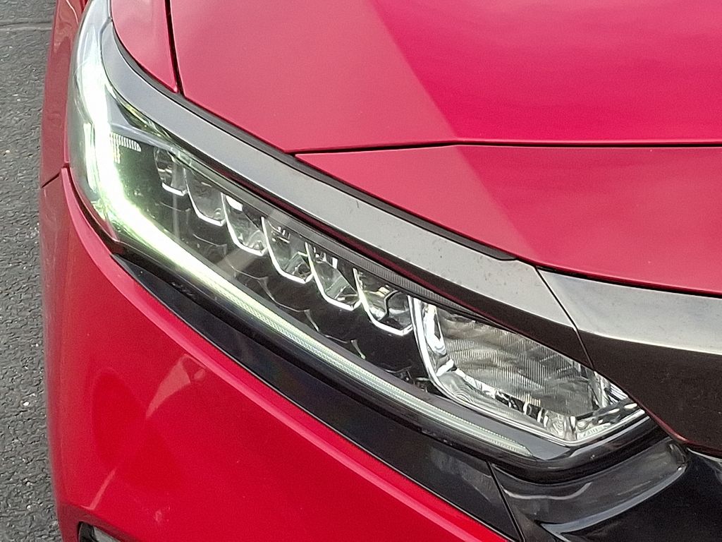 Thumbnail: 2018 Honda Accord - 9