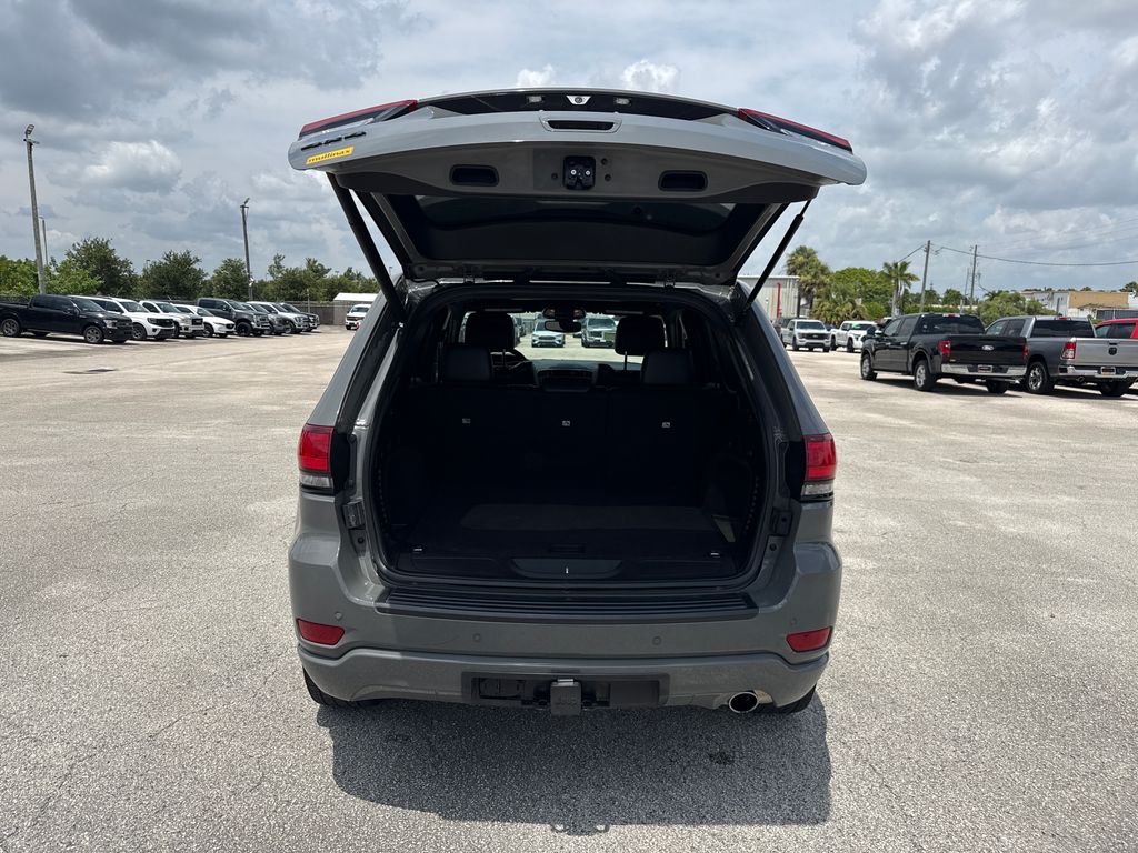 Certified Used 2020 Gray Jeep Altitude image 26