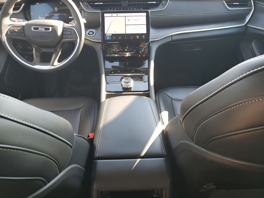 Used Car 2024 Jeep Grand Cherokee  Limited For Sale Under $35,000 In Austin, Texas