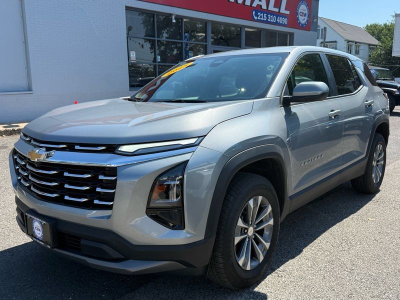 Sterling Gray Metallic 2025 Chevrolet Equinox SUV / Crossover Front-Wheel Drive Continuously Variable Transmission