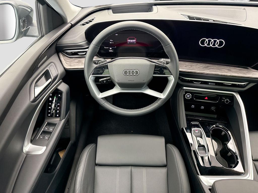 Thumbnail: 2025 Audi Q5 - 10