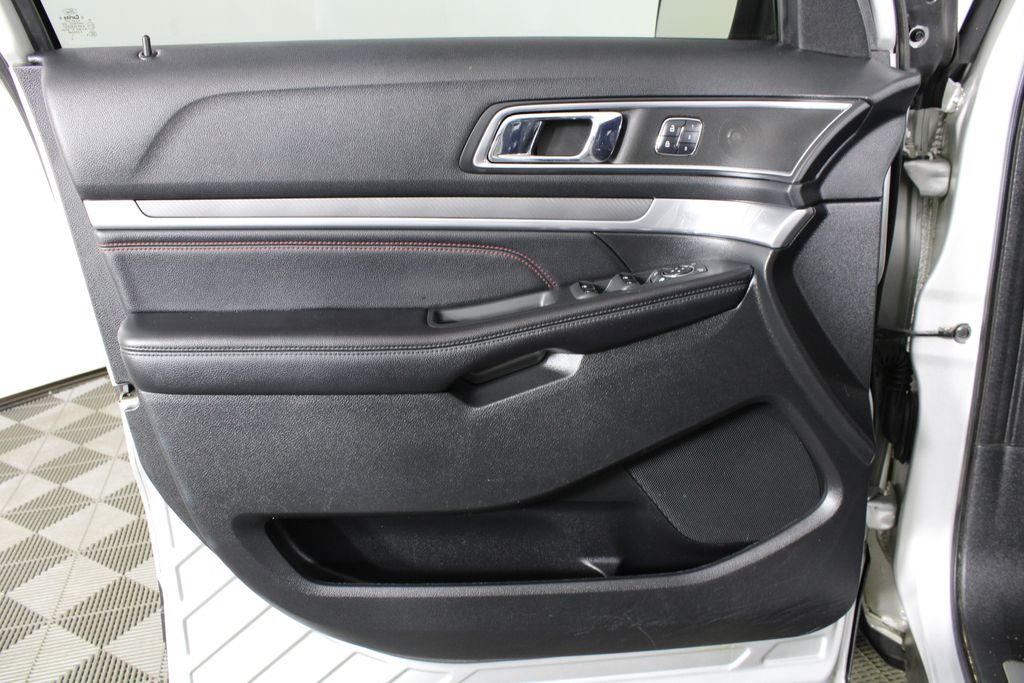 Used 2016 Ford Explorer for sale in 