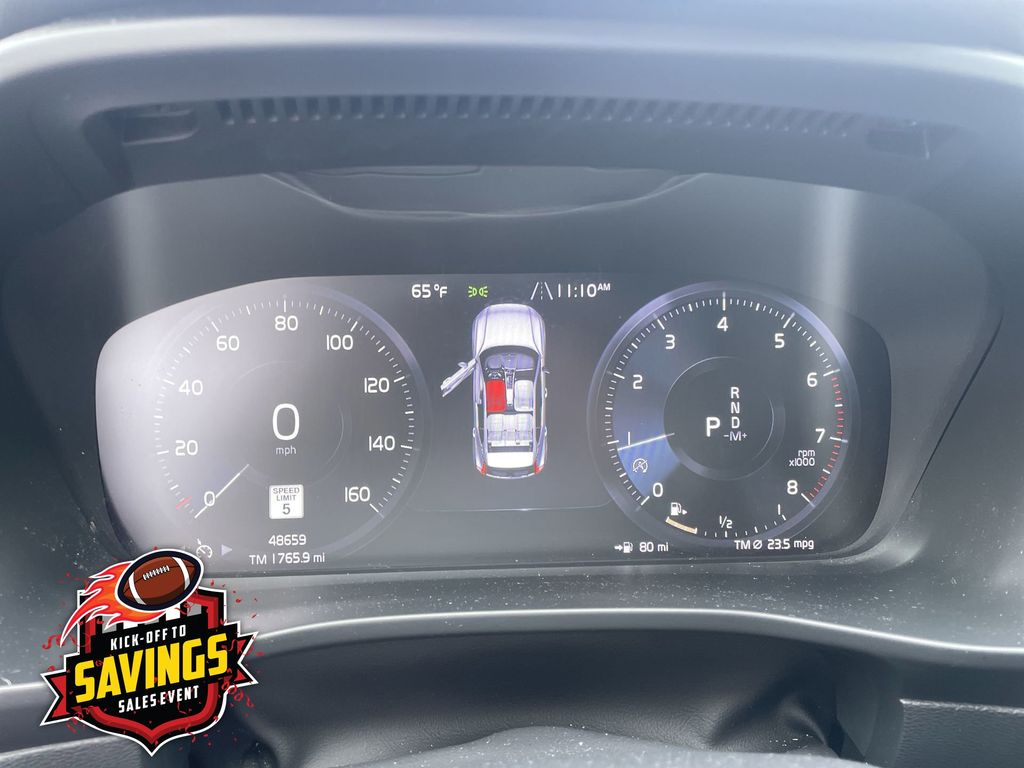 Used 2022 Volvo XC40 SUV