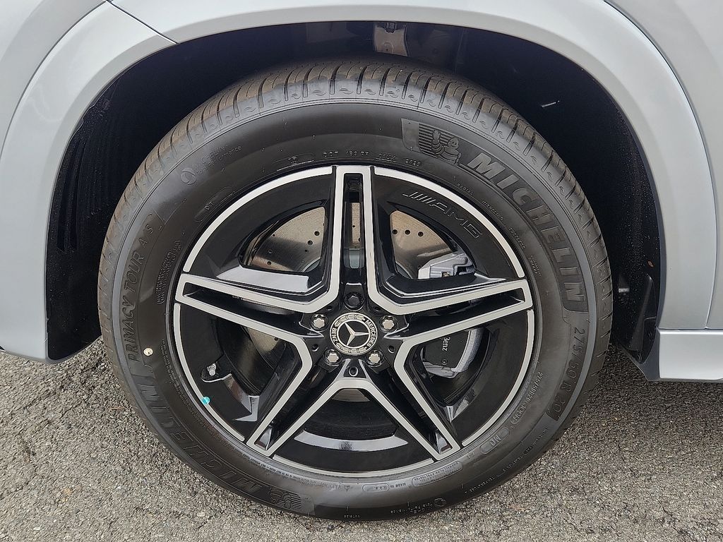 Thumbnail: 2026 Mercedes-Benz GLE - 5