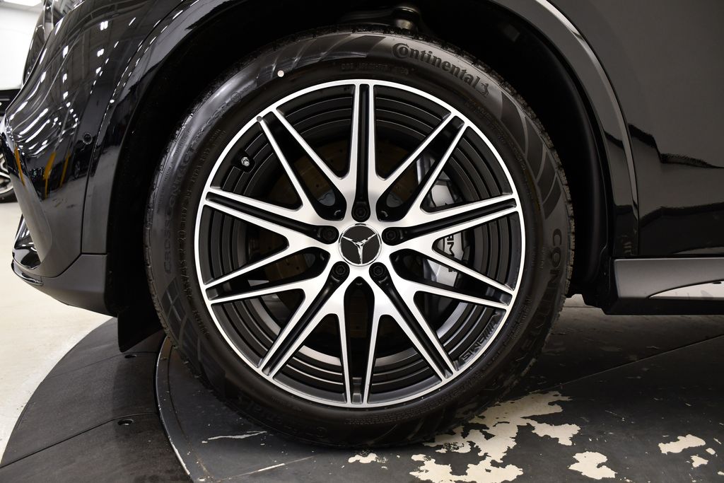 Thumbnail: 2025 Mercedes-Benz GLC - 14