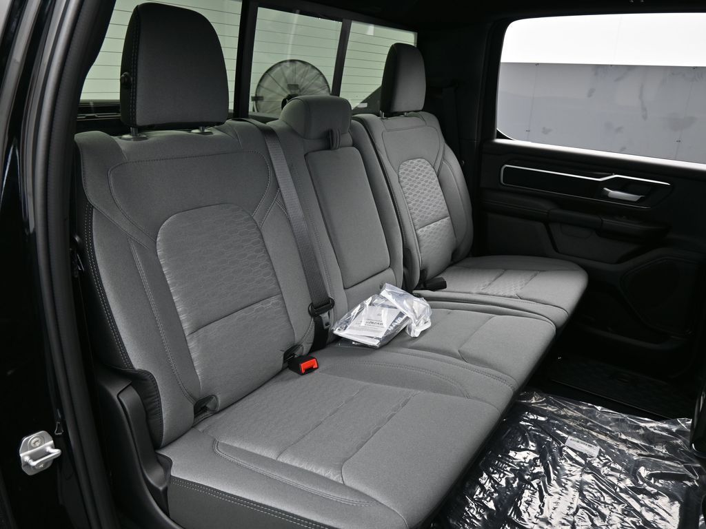 New 2026 Diamond Black Crystal Pearlcoat Ram Big Horn/Lone Star image 38