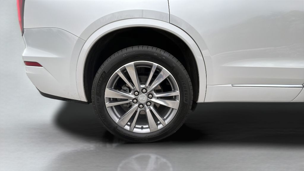 used 2024 Cadillac XT6 car, priced at $44,250