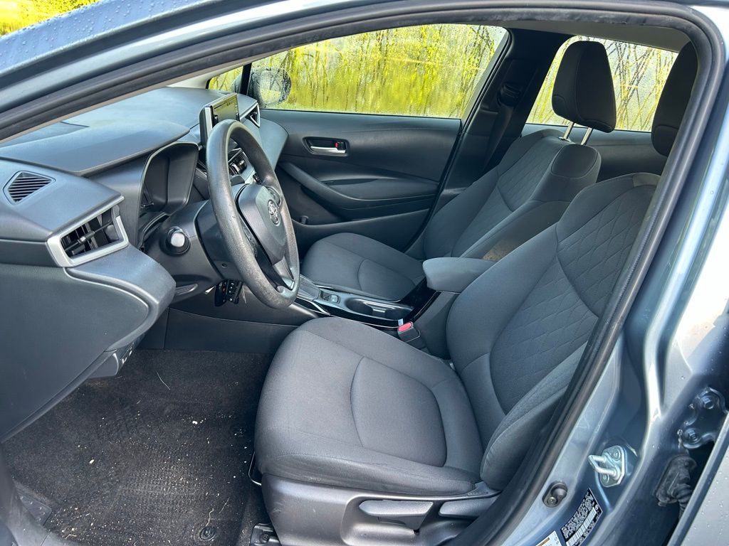 2021 Toyota Corolla LE 14